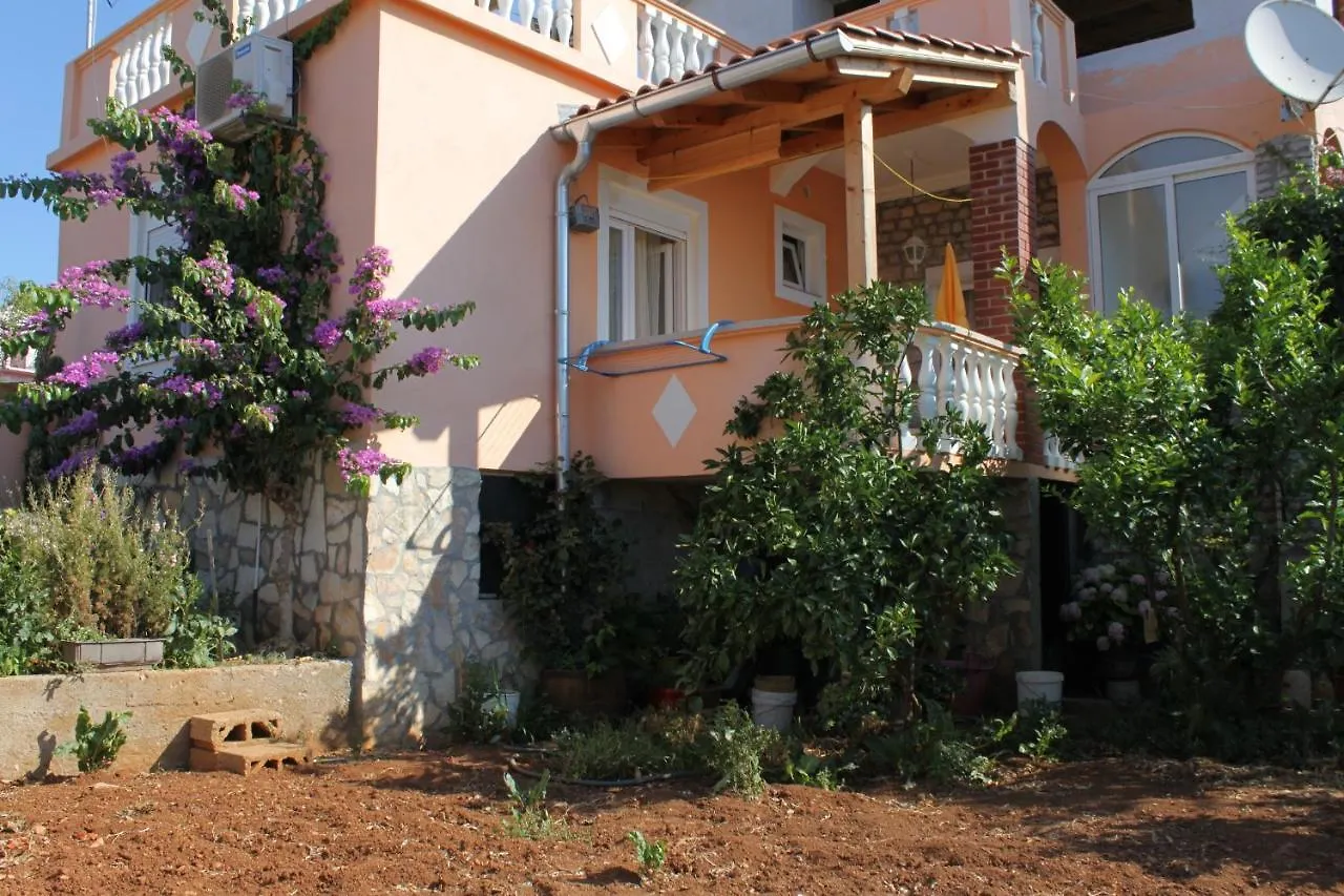 Apartments With A Parking Space Sali, Dugi Otok - 8153 Croatia